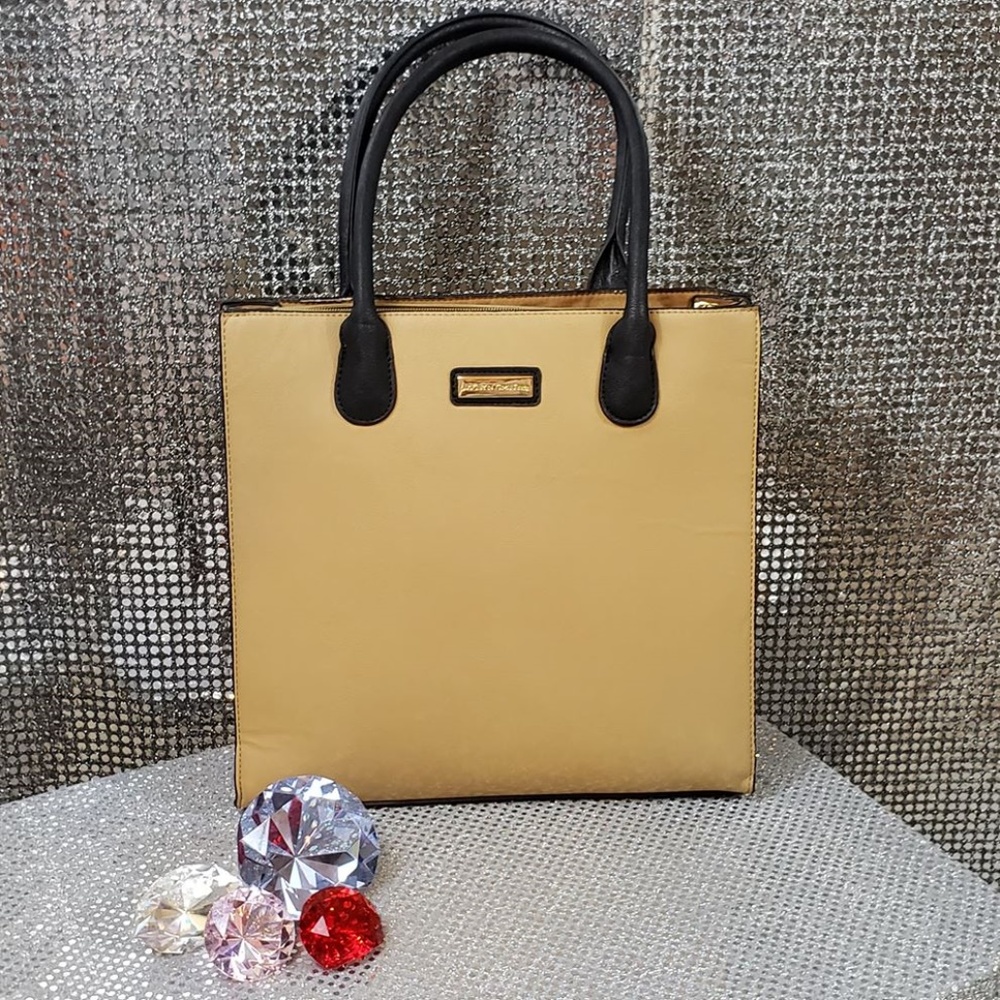 Like New Black + Tan Hand Bag Purse
